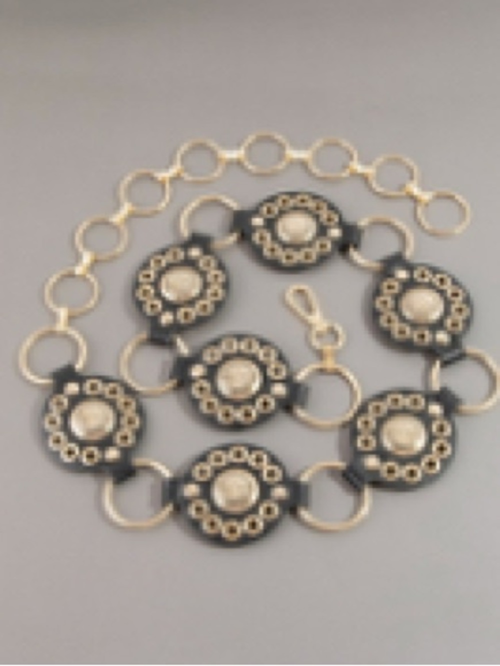 Leather Medallion Chain Belt O/S (fits most) - Picture 4 of 9